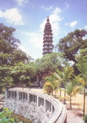 thapchuaphominhhanoi.jpg