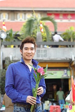Quang Hà, Sỹ Luân lên chùa cầu may